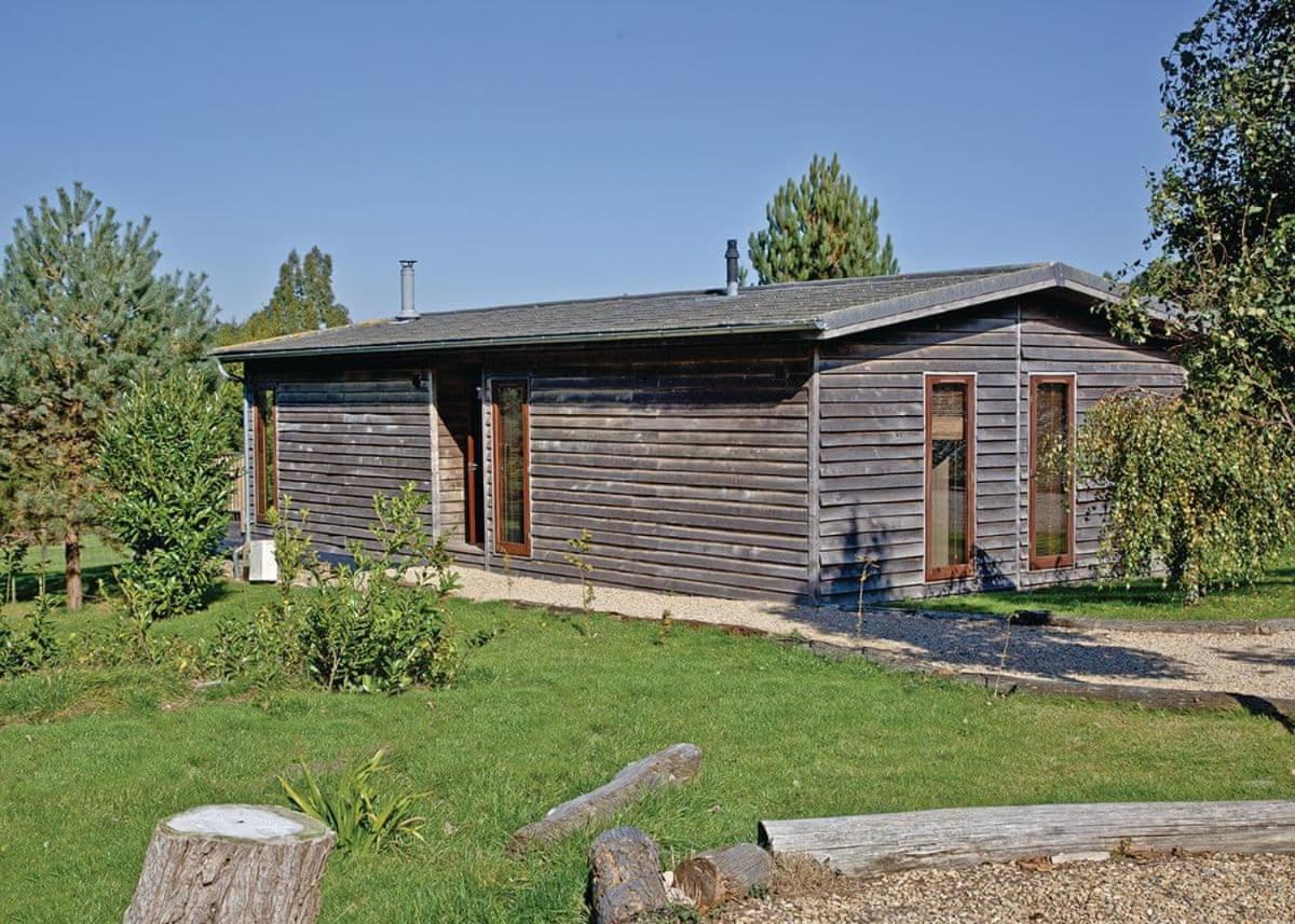 Portmile Lodges Cockwood Exterior photo